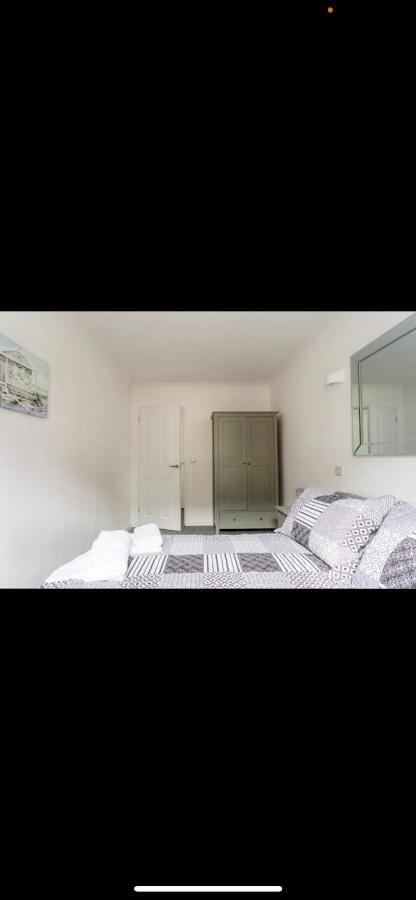 ליים ריג'יס Driftwood Luxury Apartment מראה חיצוני תמונה